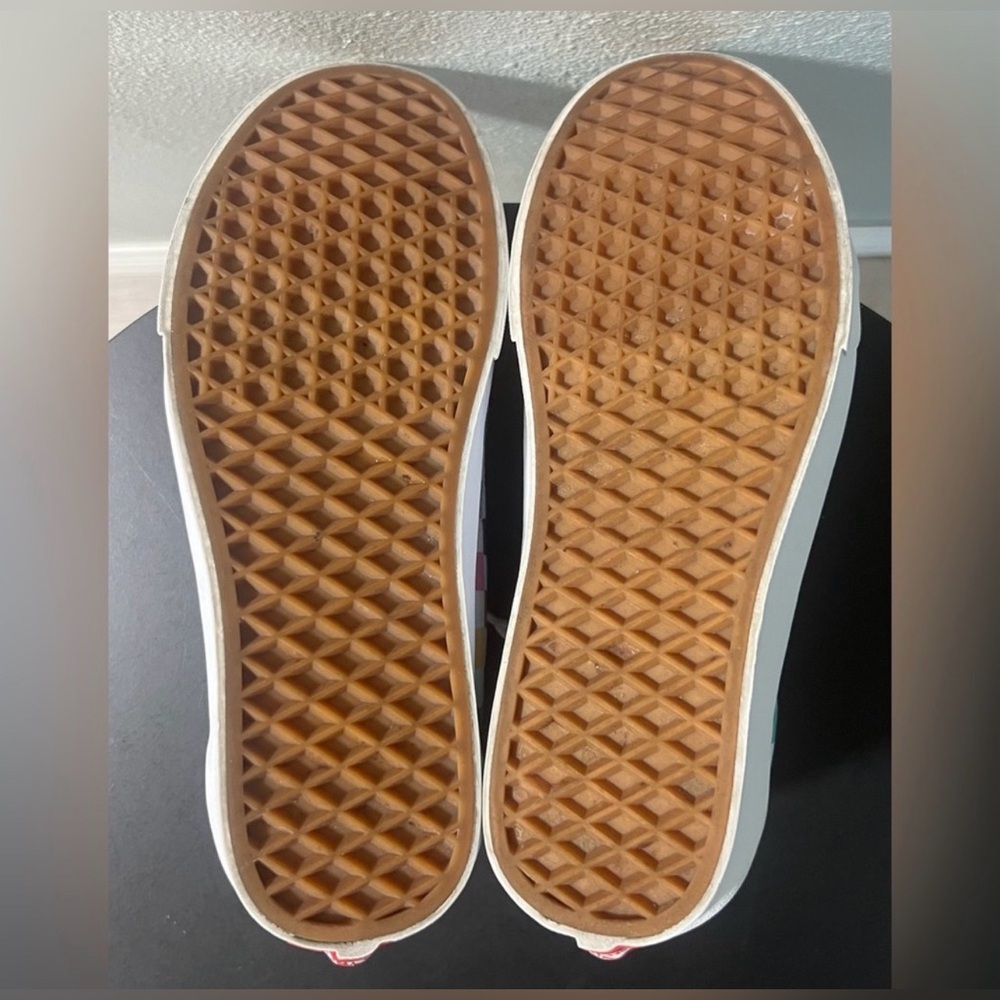 VANS Off The Wall Old Skool Rainbow Pride Checkerboard Lace Up Skater Sneakers - Picture 10 of 13
